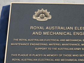 royal-australian-electrical-and-mechanical-engineers-raeme-75th-anniversary-parade-and-plaque-dedication-11217_37935211475_o