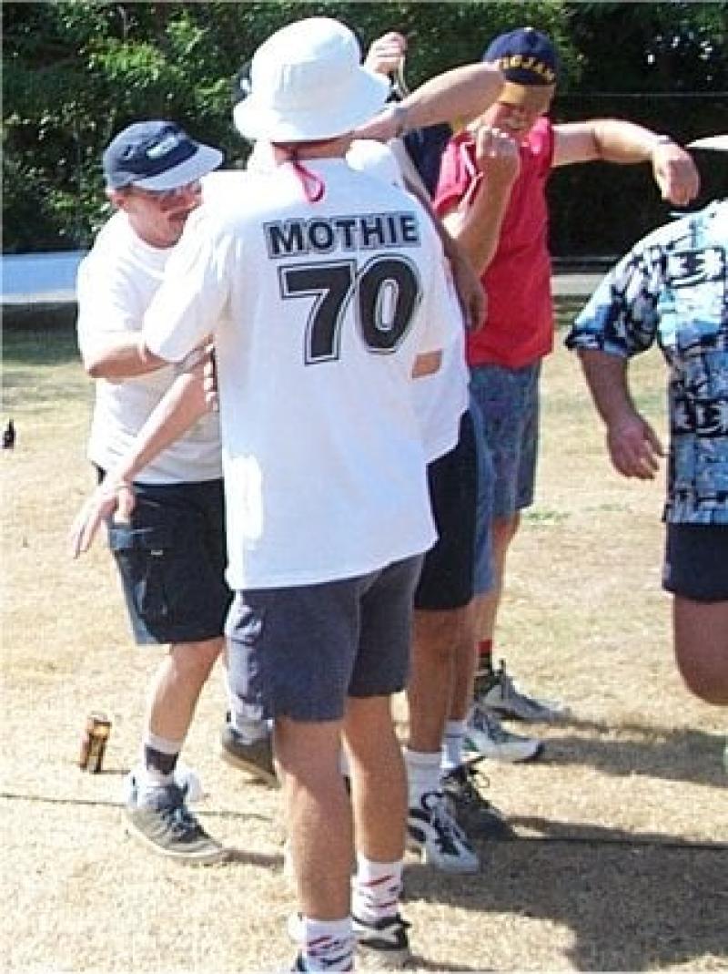 NLG-B Bulimba Birthday Oct 2001  (97)